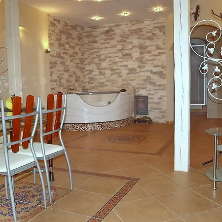 Hotel Banya *
